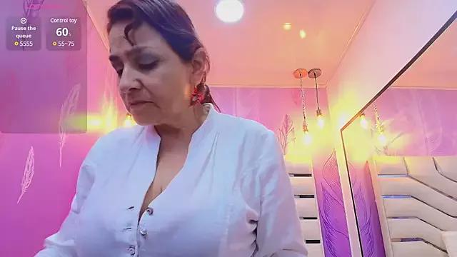 Yara_Stone from StripChat is Freechat