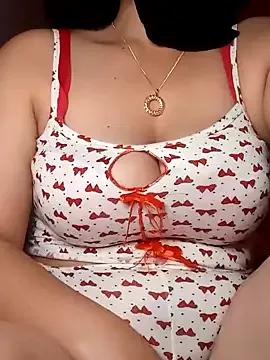 yaraa49 from StripChat