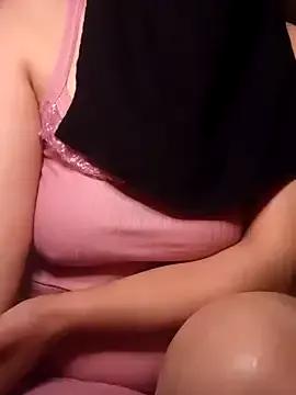 yaraa49 from StripChat