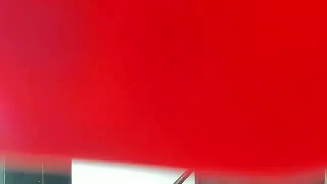 YarisWhite from StripChat is Freechat