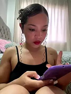 Yasmin777_ webcams show profile image 
