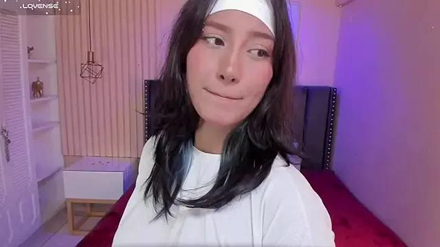 Yazmin_rouse webcams show profile image 