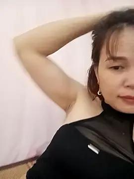 Yennhi_rose from StripChat