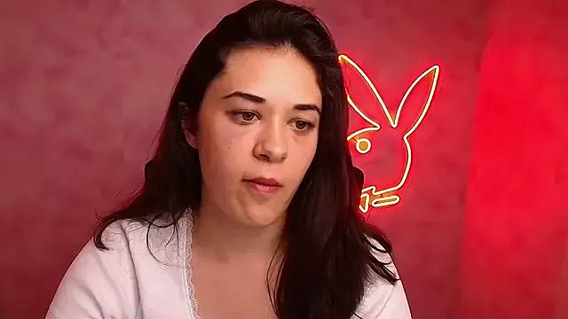 Yesenia_nia from StripChat