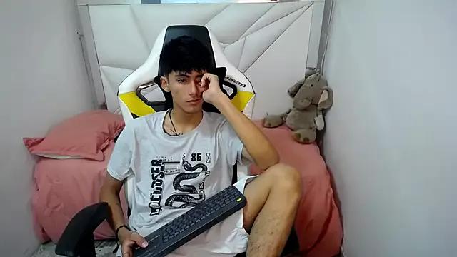 yiisu_ from StripChat