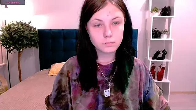 Yona_Bowman webcams show profile image 