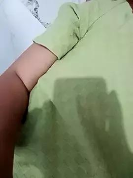 Yoo_j from StripChat