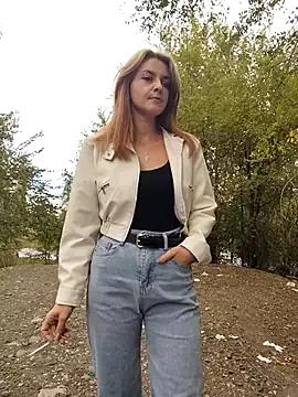 YOOUR_EVAA from StripChat