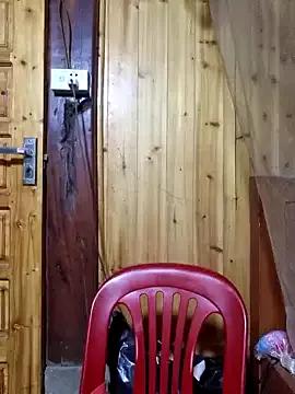 yoowwmr from StripChat