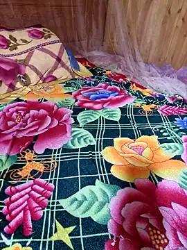 yoowwmr from StripChat