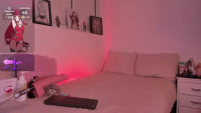 Discover our girls online shows and discover the company of countless livestreamers, with stunning shapes, sex toys and more.