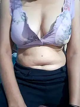 Your-sweety from StripChat is Freechat