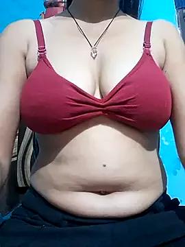 Your-sweety from StripChat is Freechat