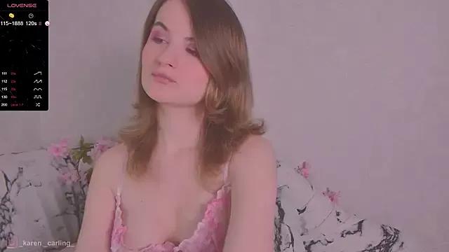 Discover our girls online shows and discover the company of countless livestreamers, with stunning shapes, sex toys and more.