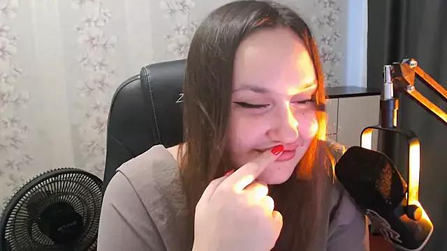 YourCuteMia webcams show profile image 