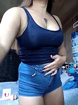 Yourdream07mixcey from StripChat is Freechat