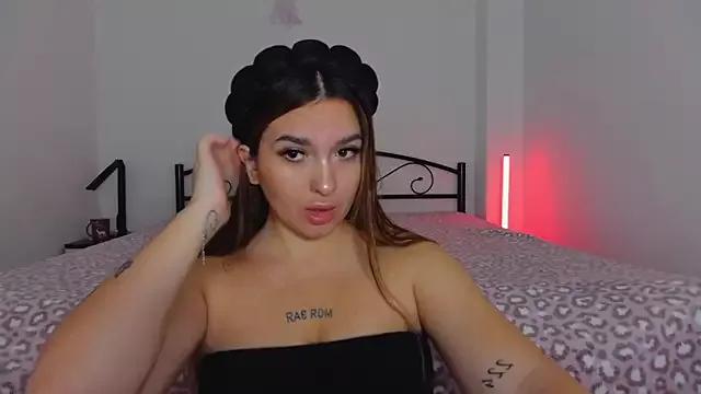 YourEmily_xx from StripChat is Freechat