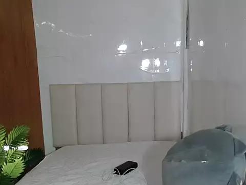 Yourlovelywife_jedy from StripChat is Freechat