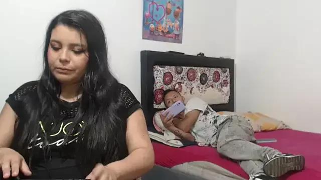 Discover our girls online shows and discover the company of countless livestreamers, with stunning shapes, sex toys and more.