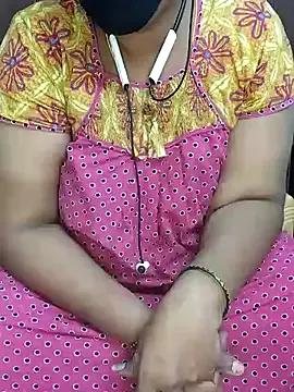 yours-kavaya from StripChat is Freechat