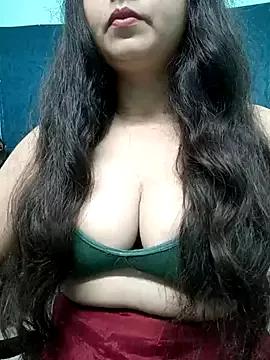 Yours-riyaa webcams show profile image 