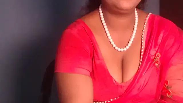 Yours_soniya from StripChat is Freechat