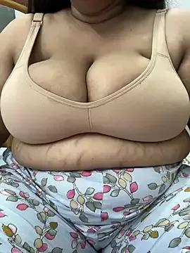 Yoursexy_cherry from StripChat is Freechat