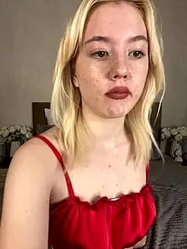 YourSunshine__ from StripChat is Freechat