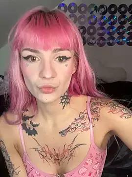 YourTattooBaby from StripChat is Freechat