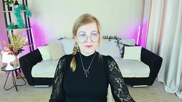 YourUniverser webcams show profile image 