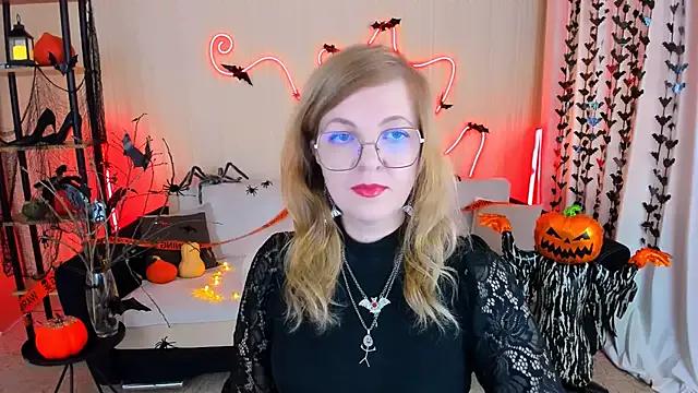 YourUniverser webcams show profile image 