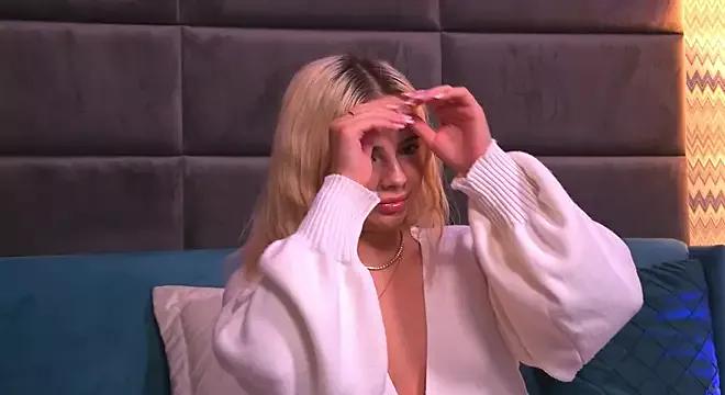 YssabelFox from StripChat