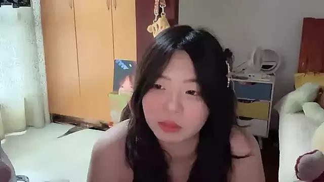 Yuan-yy webcams show profile image 