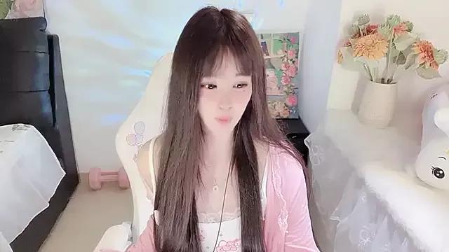 yuii-7 from StripChat