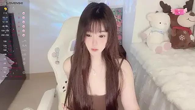 yuii-7 from StripChat