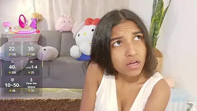 YuliethPetite webcams show profile image 