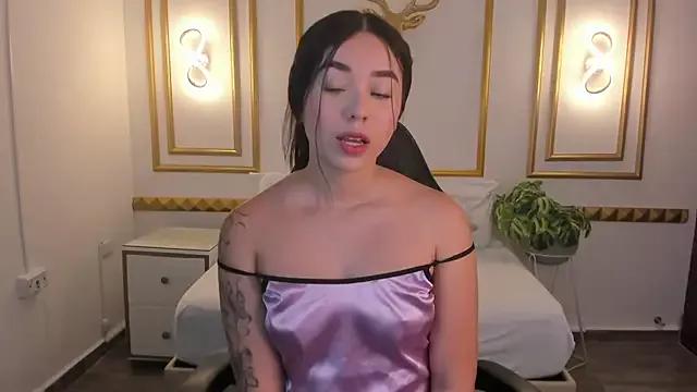 yuly_ecoy from StripChat