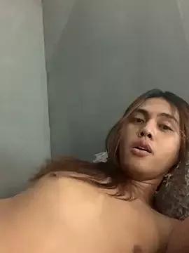Yumioncumm69 webcams show profile image 