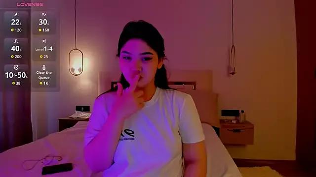 yummmymommy from StripChat