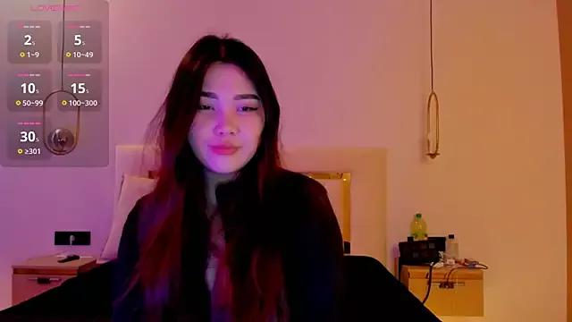 yummmymommy from StripChat