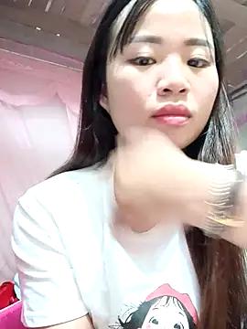 Yummy2k2 from StripChat