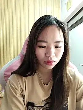 Yummy2k2 from StripChat