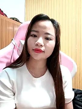 Yummy2k2 from StripChat