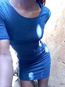 yummy_bb from StripChat