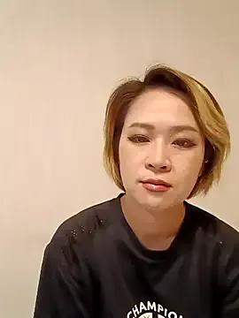 YUU-chan from StripChat