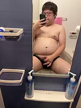 yuuki198912 from StripChat