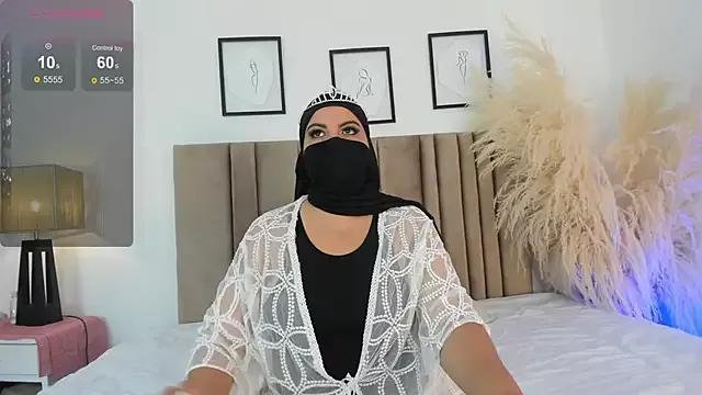 Zaayna_ from StripChat