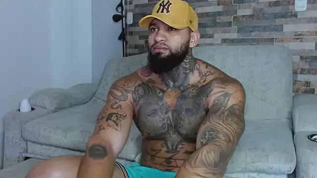 zaiin_diesel from StripChat