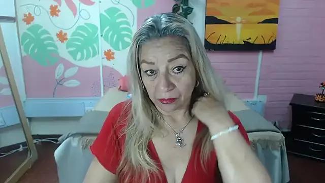 ZAMANTHA from StripChat
