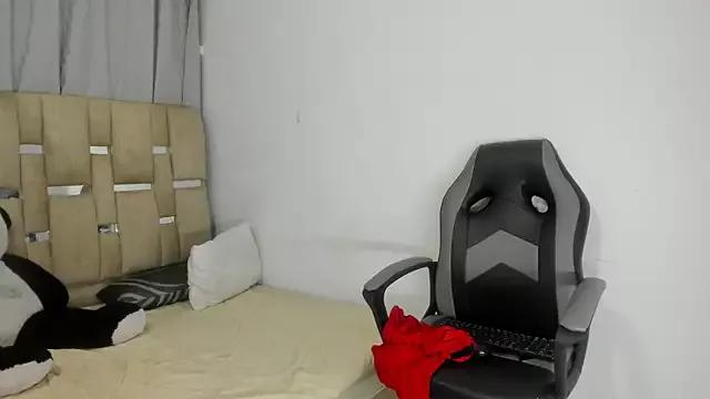Zanahia2 from StripChat